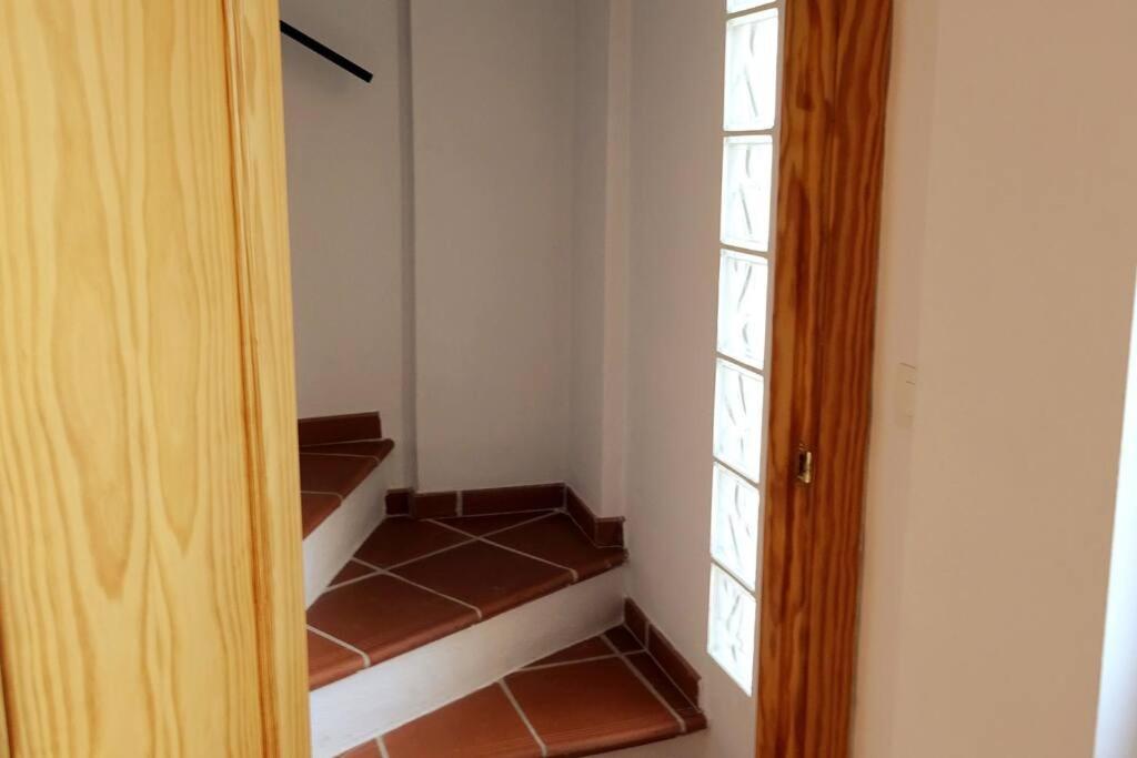 הוילה Lanjarón Casa Rubi Townhouse מראה חיצוני תמונה