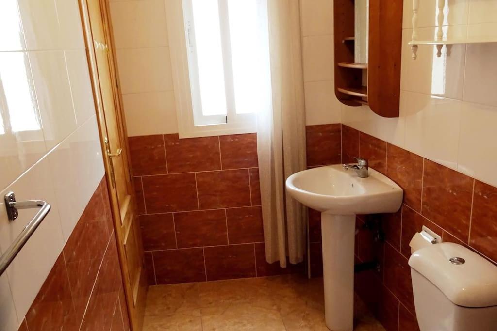 הוילה Lanjarón Casa Rubi Townhouse מראה חיצוני תמונה